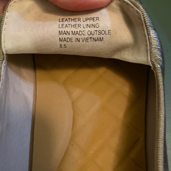 Birdies Size 8.5 Swift Gold Leather Upper Slip-On Loafers - Picture 12 of 12